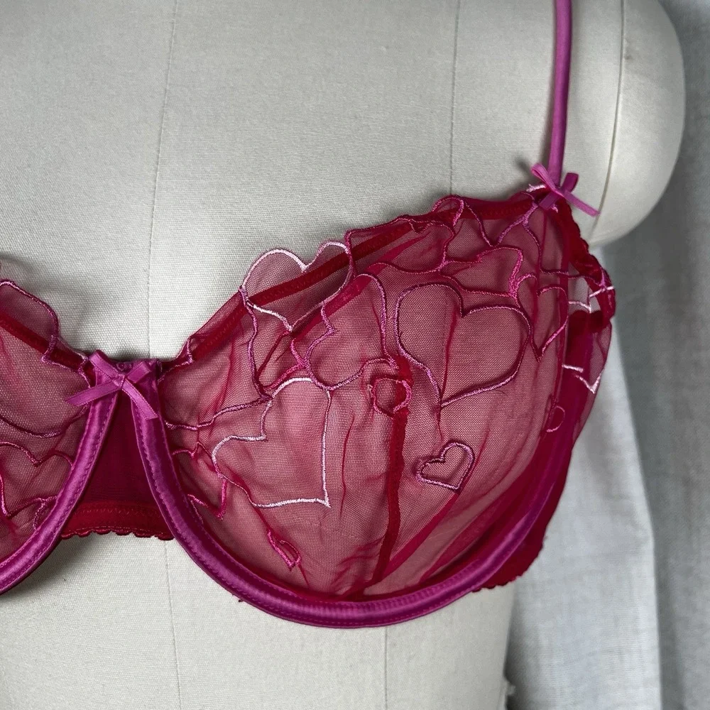 NEW! Skims 42C Embroidered Tulle Unlined Demi Bra Limited Edition Pink Valentine - Picture 3 of 10